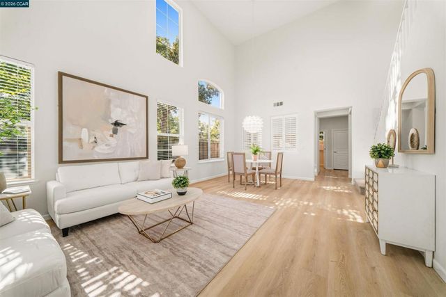 1190 Bellingham Sq, San Ramon, CA 94582