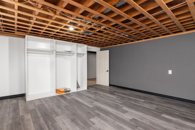 3300 SE 8th Street, Des Moines, IA 50315
