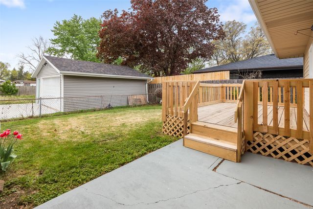 3300 SE 8th Street, Des Moines, IA 50315
