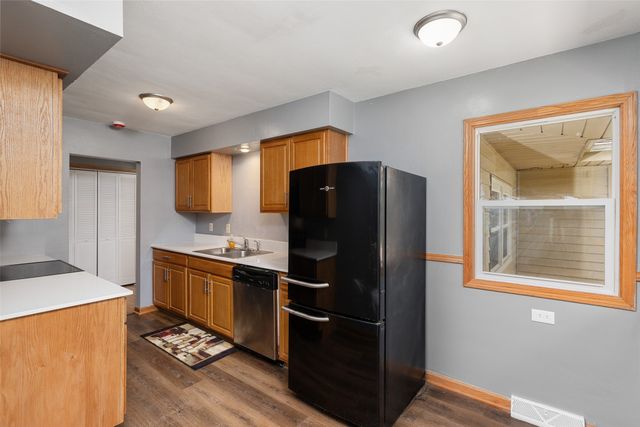 3300 SE 8th Street, Des Moines, IA 50315