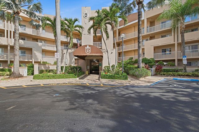 7643 Granville Drive 210, Tamarac, FL 33321