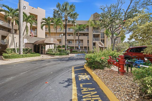 7643 Granville Drive 210, Tamarac, FL 33321