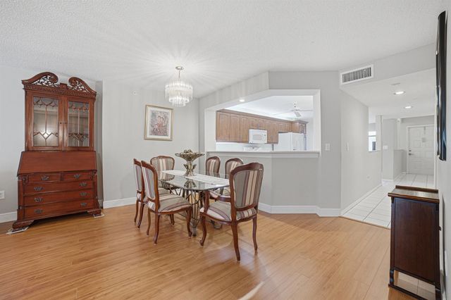 7643 Granville Drive 210, Tamarac, FL 33321