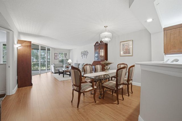 7643 Granville Drive 210, Tamarac, FL 33321