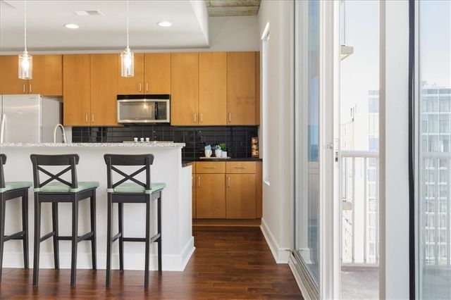 44 Peachtree Place NE 1527, Atlanta, GA 30309