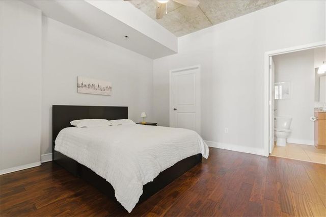 44 Peachtree Place NE 1527, Atlanta, GA 30309