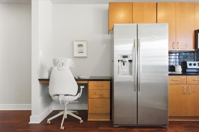 44 Peachtree Place NE 1527, Atlanta, GA 30309
