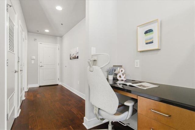 44 Peachtree Place NE 1527, Atlanta, GA 30309
