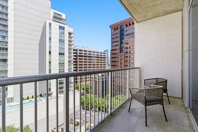 44 Peachtree Place NE 1527, Atlanta, GA 30309