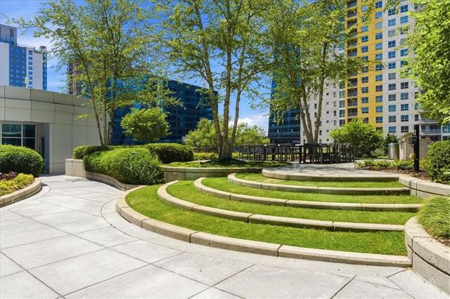 44 Peachtree Place NE 1527, Atlanta, GA 30309