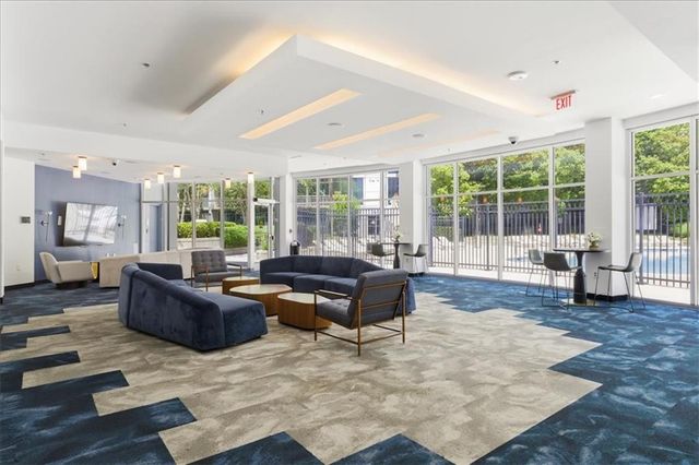 44 Peachtree Place NE 1527, Atlanta, GA 30309