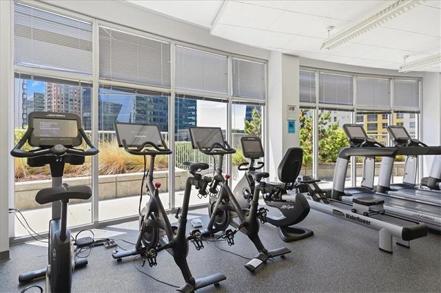 44 Peachtree Place NE 1527, Atlanta, GA 30309