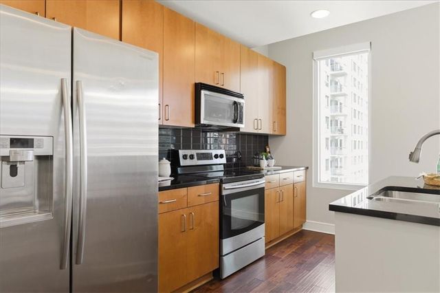 44 Peachtree Place NE 1527, Atlanta, GA 30309