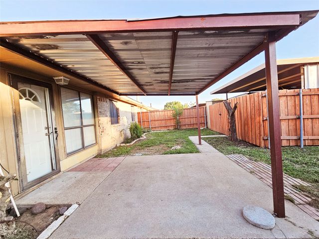 208 Cole Street, Garland, TX 75040