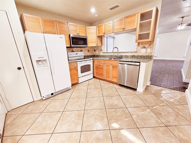 208 Cole Street, Garland, TX 75040