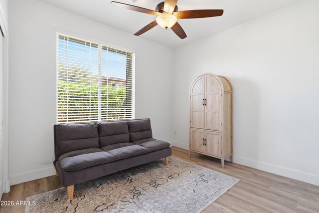 2841 E CARLA VISTA Drive, Chandler, AZ 85225