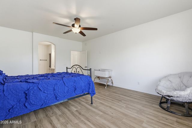 2841 E CARLA VISTA Drive, Chandler, AZ 85225