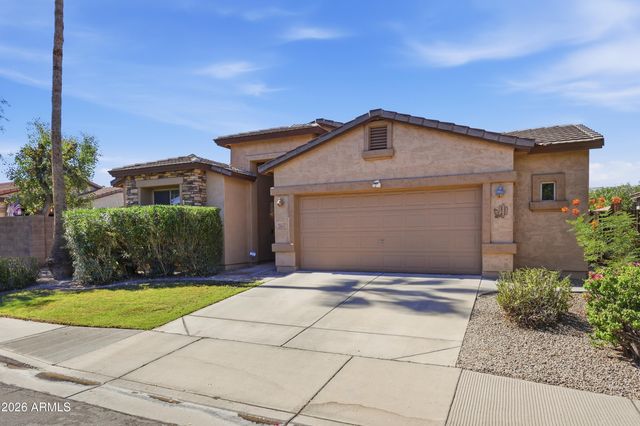 2841 E CARLA VISTA Drive, Chandler, AZ 85225