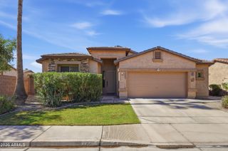 2841 E CARLA VISTA Drive, Chandler, AZ 85225