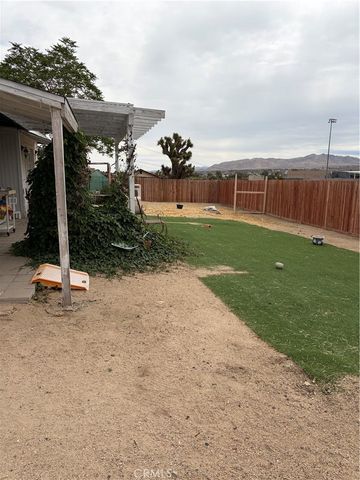 56527 Sunnyslope, Yucca Valley, CA 92284