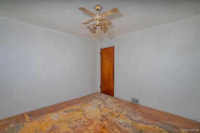 19126 Stotter Street, Detroit, MI 48234