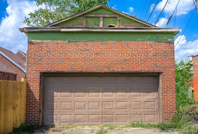 19126 Stotter Street, Detroit, MI 48234