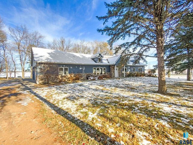 8300 E 38th St Street, Sioux Falls, SD 57110