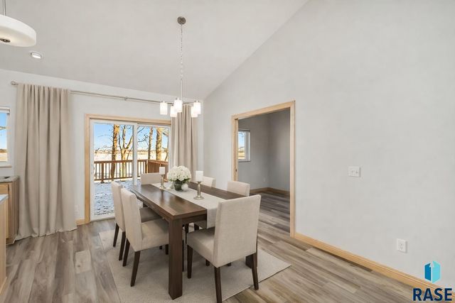 8300 E 38th St Street, Sioux Falls, SD 57110