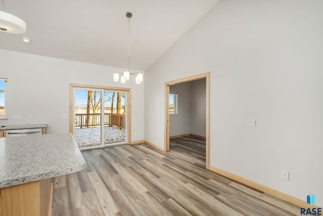 8300 E 38th St Street, Sioux Falls, SD 57110