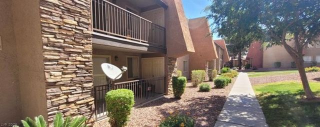 5295 Indian River Drive 305, Las Vegas, NV 89103