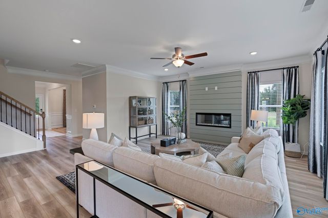 7301 Pine Run Lane, Owens Cross Roads, AL 35763