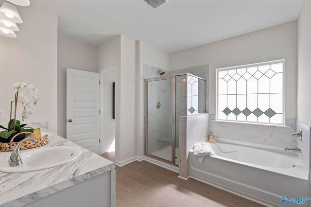 7301 Pine Run Lane, Owens Cross Roads, AL 35763