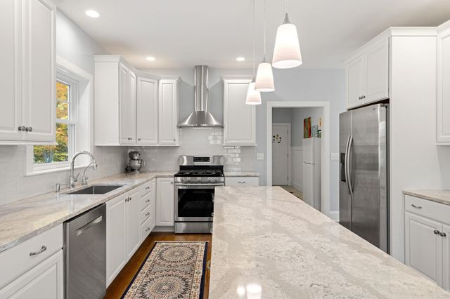 87 Pulpit Road, Bedford, NH 03110