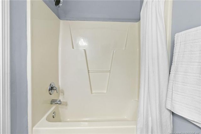 9008 Grouse Run Lane, Fayetteville, NC 28314