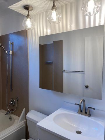 4072 Sutherland Drive, Palo Alto, CA 94303