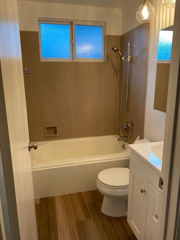 4072 Sutherland Drive, Palo Alto, CA 94303
