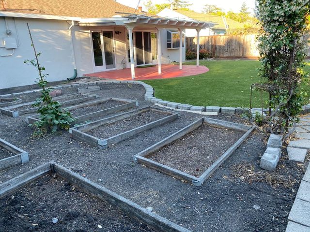 4072 Sutherland Drive, Palo Alto, CA 94303