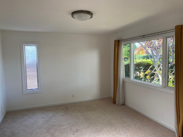 4072 Sutherland Drive, Palo Alto, CA 94303