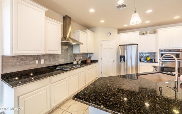 10391 S Tea Wagon Way, Vail, AZ 85641