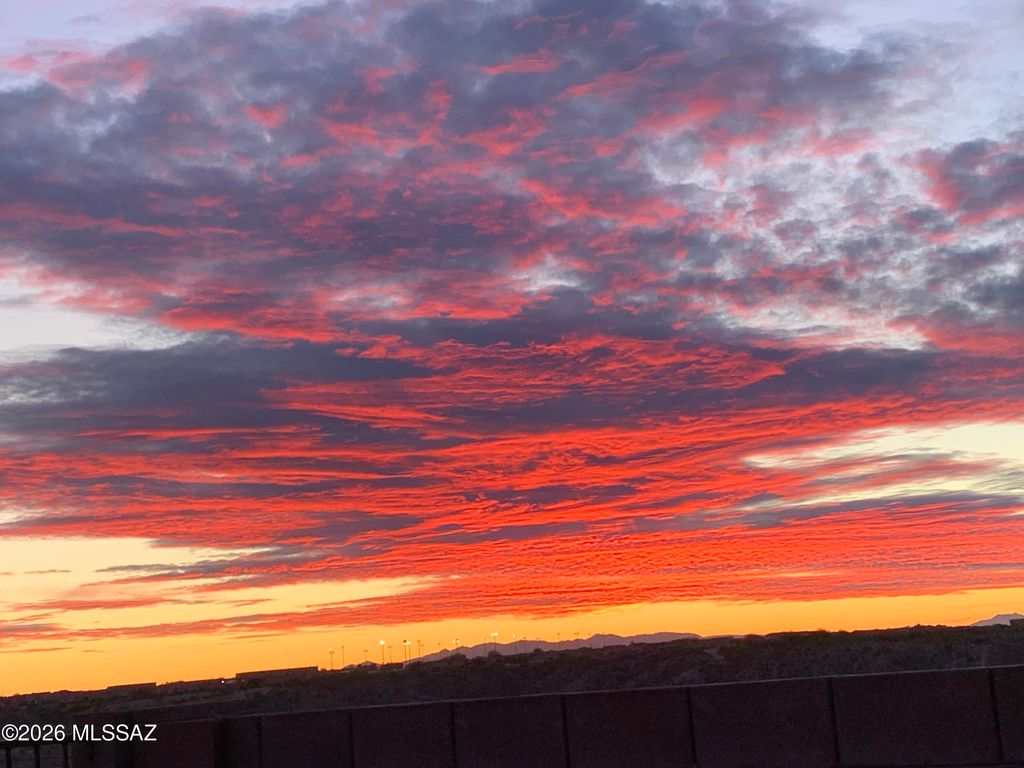 10391 S Tea Wagon Way, Vail, AZ 85641