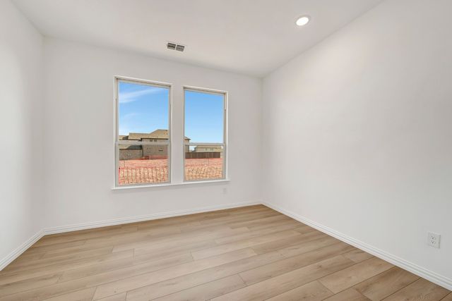 5404 Magallon Lane, Aubrey, TX 76227