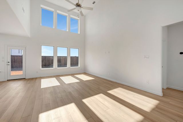 5404 Magallon Lane, Aubrey, TX 76227