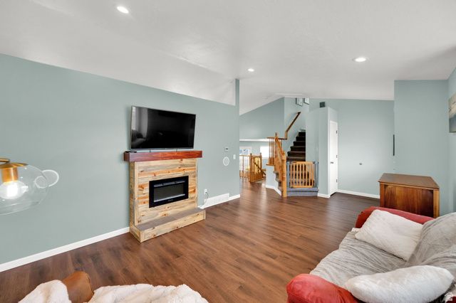 73 W 1340 S, Farmington, UT 84025
