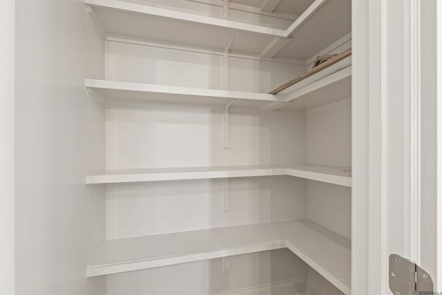 10409 Highland Lakes Dr, Denham Springs, LA 70726