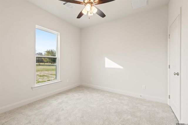 10409 Highland Lakes Dr, Denham Springs, LA 70726