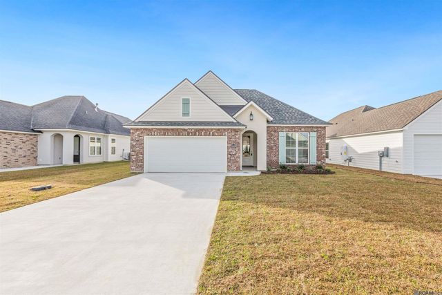 10409 Highland Lakes Dr, Denham Springs, LA 70726