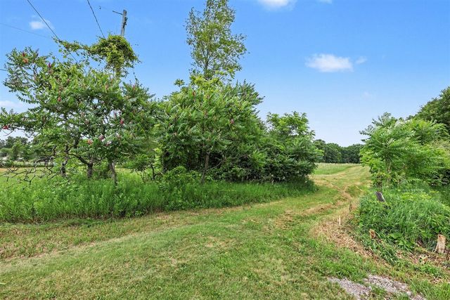 4794 Seymour Road, Jackson, MI 49201