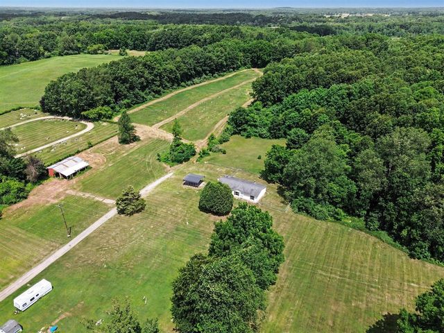 4794 Seymour Road, Jackson, MI 49201