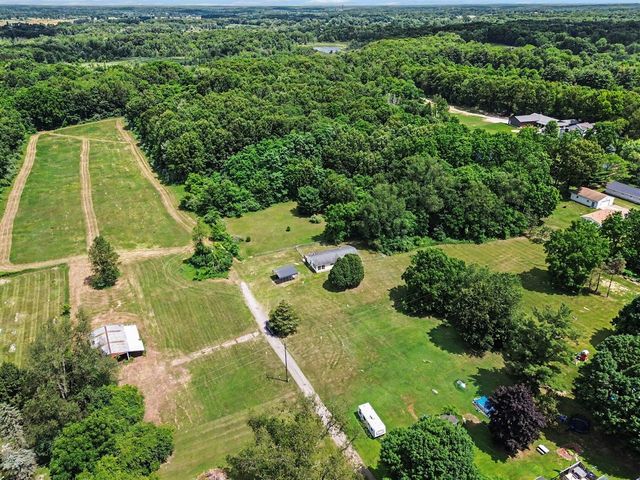 4794 Seymour Road, Jackson, MI 49201