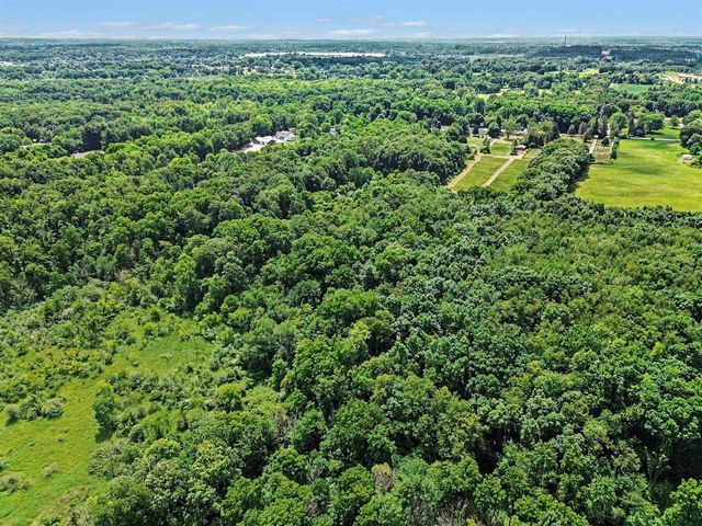 4794 Seymour Road, Jackson, MI 49201